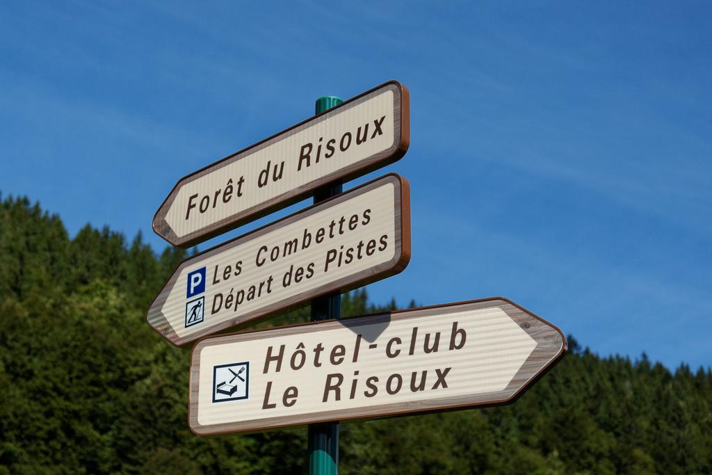 Hotel Club Le Risoux Bois-dʼAmont Exterior foto