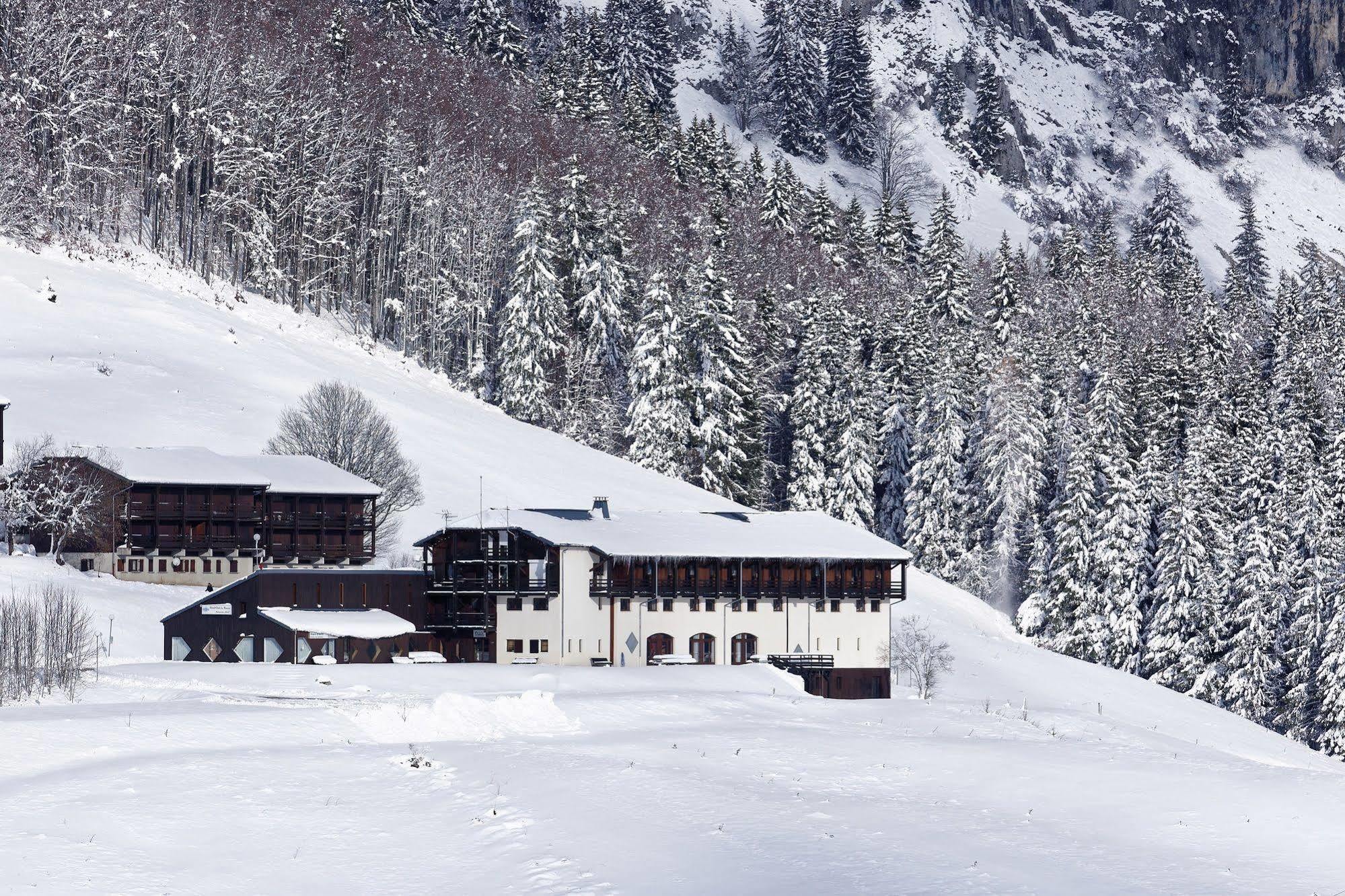 Hotel Club Le Risoux Bois-dʼAmont Exterior foto
